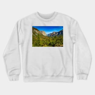 Tunnel View, El Capitan Half Dome Cathedral Rocks, Yosemite National Park Crewneck Sweatshirt